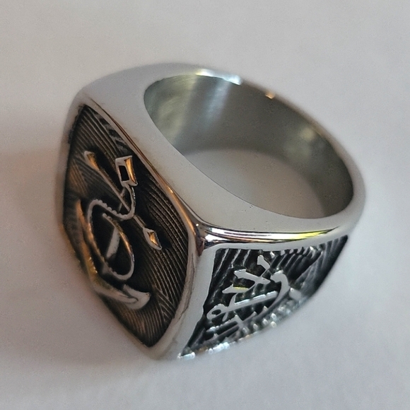 1082- Nautical Anchor Stainless Steel Men’s Ring Size 9 NWT - Picture 3 of 7